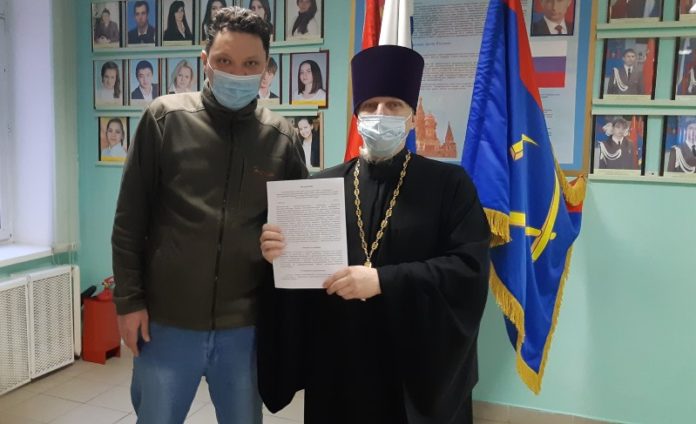 Никольским храмом и Быковской школой в Подольске содрудничают