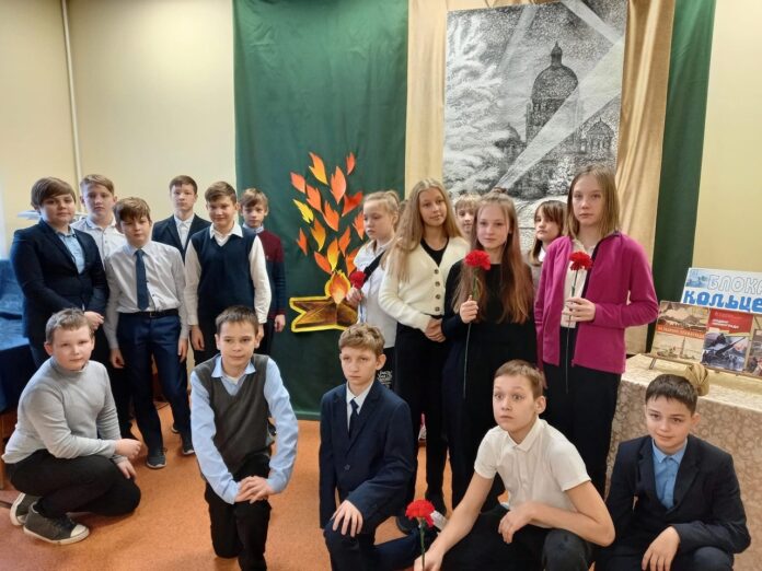 Мероприятие «Хроники непобежденного города» провели для учащихся школы № 36