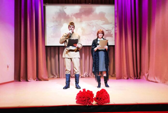 Концерт «Пронесем подвиг в сердце» состоялся в ДК «Надежда»