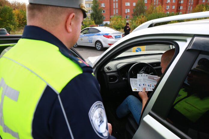 Один щелчок спасает жизнь — в Подольске прошел рейд «Детское кресло»