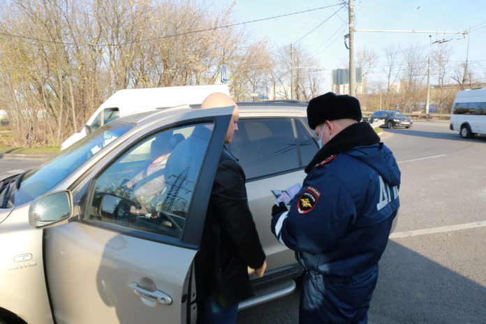 Оперативно-профилактическое мероприятие «Ребенок – пассажир, пешеход» состоялось в Подольске