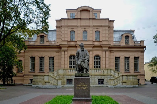 Принять участие в акции «Тренируйся дома. Спорт – норма жизни» могут подольчане