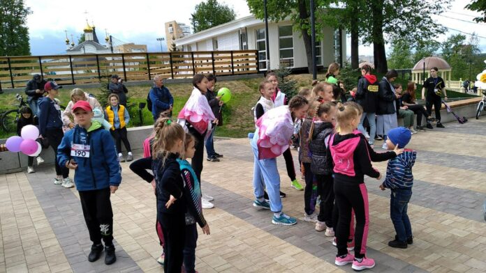 В городском парке в воскресный день прошел 7-й большой благотворительный забег