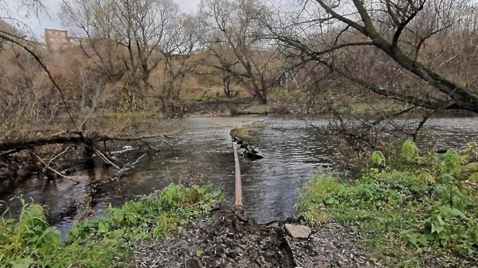 Жителей округа приглашают принять участие в онлайн-опросе о необходимости восстановления пешеходного моста через р....