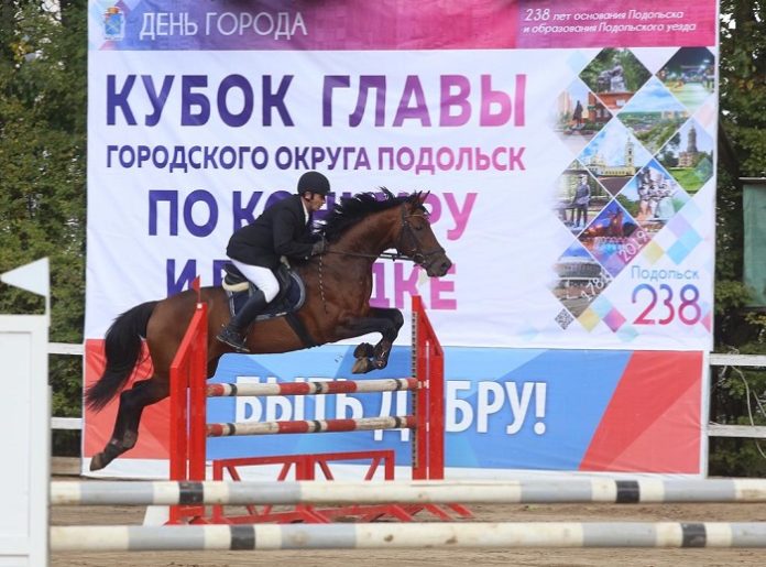 В КСК «Фаворит» прошел традиционный турнир по конкуру и выездке на «Кубок Главы Городского...