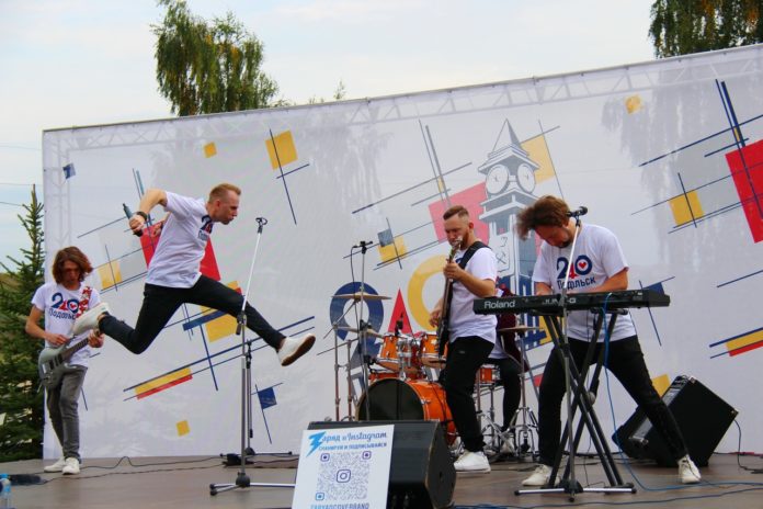 Праздничная программа КПЦ «Дубровицы» состоялась в округе