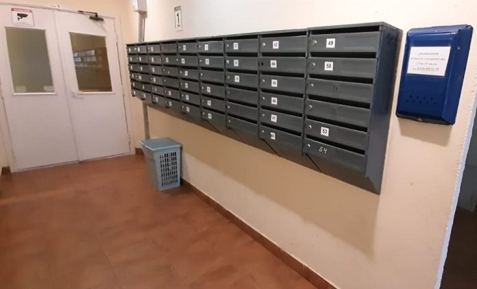 Подъезд дома в микрорайоне Подольска будет участвовать в конкурсе «Лучший подъезд Подмосковья»