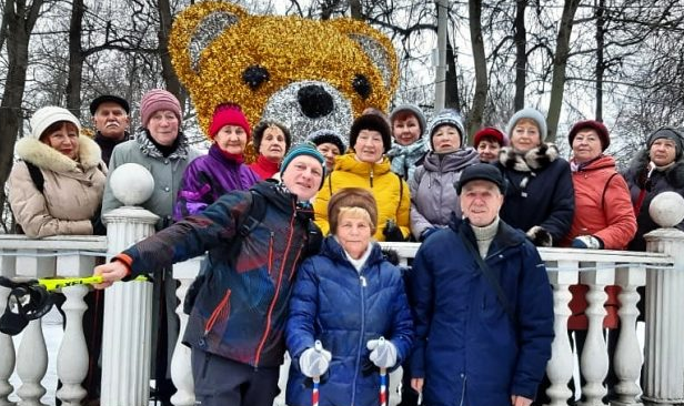 Активное долголетие в Подольске: Скандинавская ходьба в парке имени Виктора Талалихина