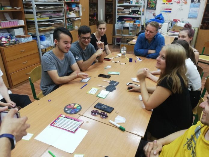 Встреча «VECHERA & VERANDA» прошла СДК Молодежный