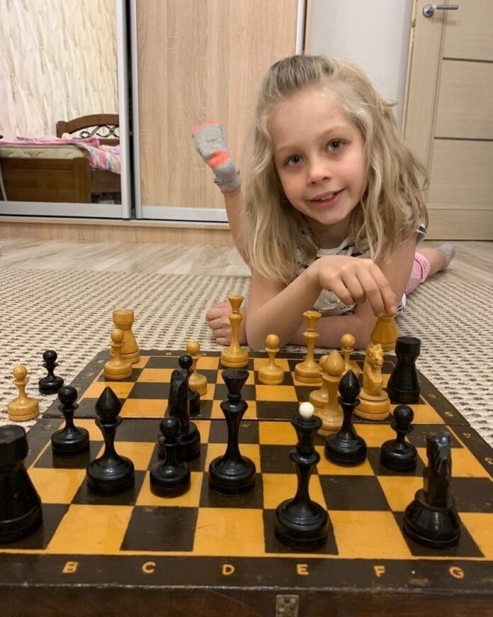 МУ СШОР «Пахра» приглашает на занятия по шахматам