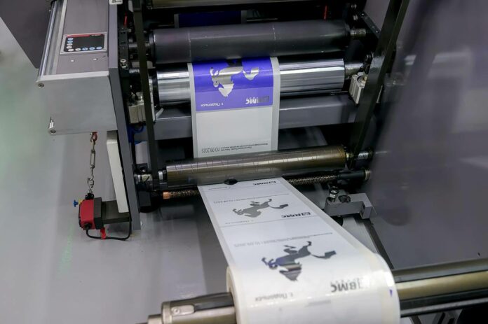 Новую производственную линию открыли на «ВМС-Принт» в Подольске