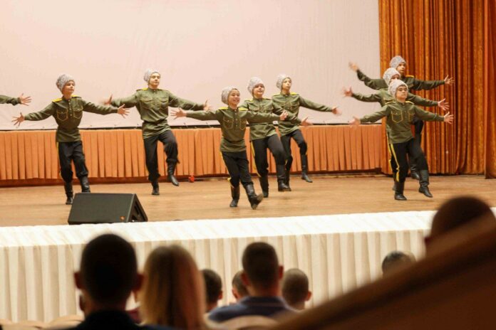 Сотрудники и пациенты 1586-го Военного клинического госпиталя Министерства обороны Российской Федерации приняли поздравления с...