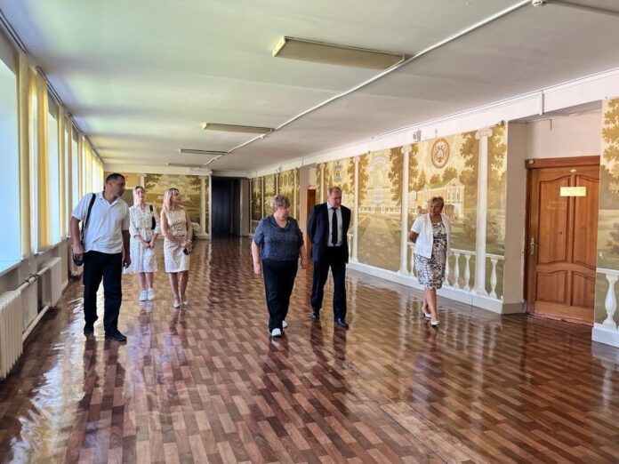 Депутат Горсовета принял участие в ежегодной всероссийской акции «Родительская приемка»