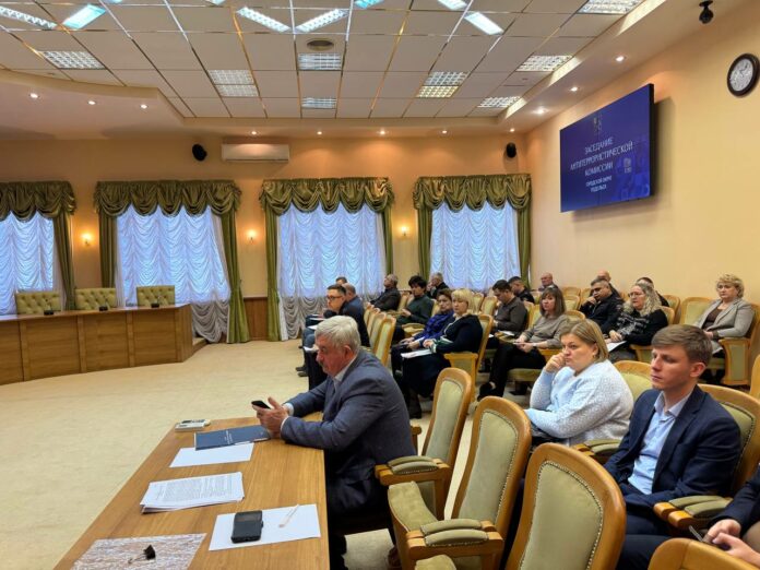 Антитеррористическая комиссия Подольска обсудила безопасность объектов торговли