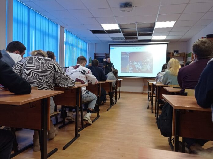 Лекция о культуре Древенй Индии прошла для студентов колледжа «Московия» (СП Львовское)