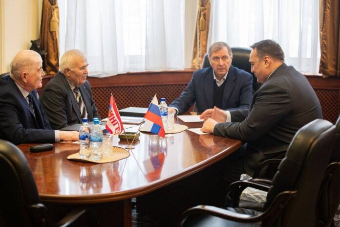 Депутат Горсовета принял участие в деловой встрече с делегацией из Узбекистана