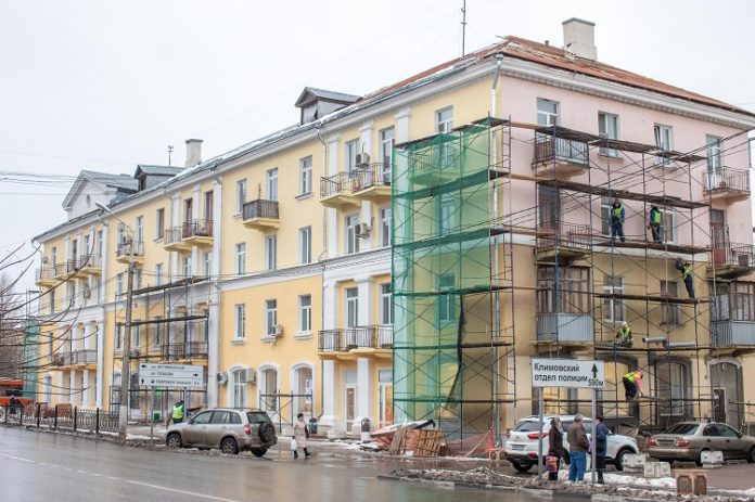 В Большом Подольске продолжается капитальный ремонт многоквартирных жилых домов