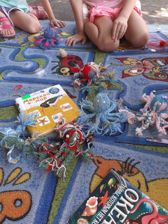 В библиотеке № 24 состоялся информационный час «Животные морей и океанов»