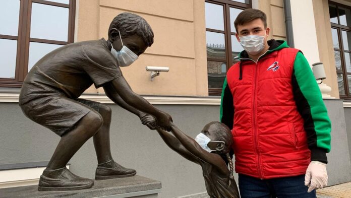 В России стартовал челлендж #НаденьМаску