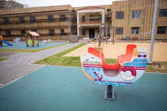 Новый детский сад в Климовске готов на 70%