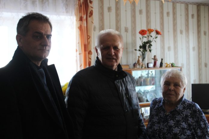 Труженица тыла Валентина Андреевна Васильева принимала поздравления с 90-летием