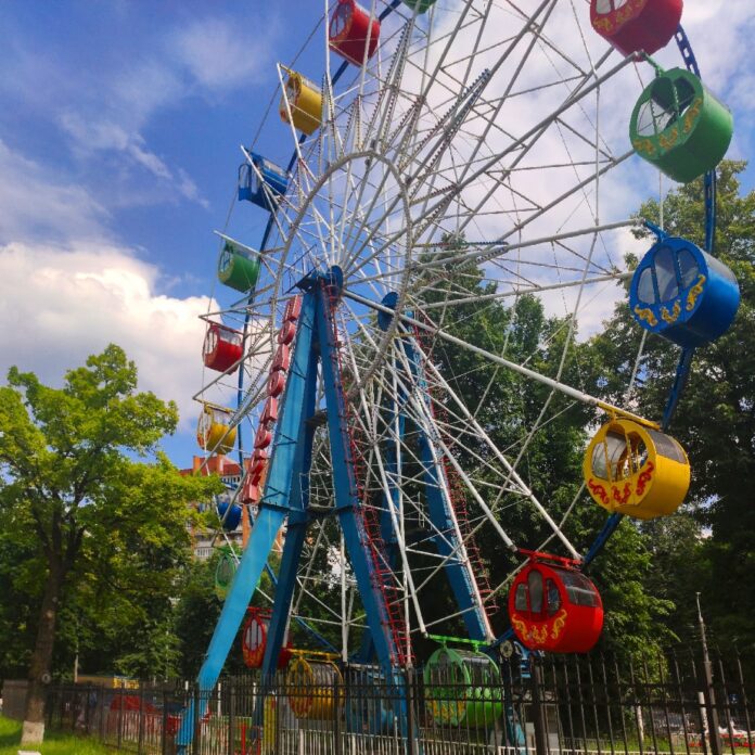 Глава Муниципалитета Николай Пестов 6 сентября обсудит с жителями планы по реконструкции парка им....