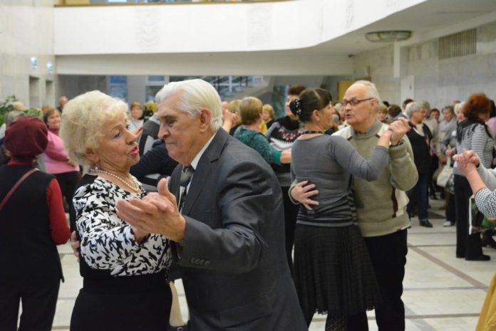 Вечер отдыха для подольчан старшего поколения «Зимний вернисаж» пройдет в Подольске 22 января