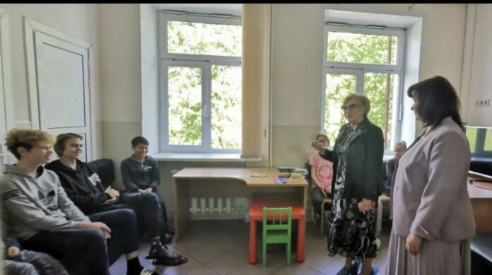 Партийцы посетили «Добрую комнату» в Подольской городской детской больнице