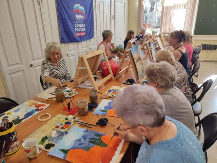 В Подольске состоялось занятие по изобразительному искусству в рамках партийного проекта «Культура малой родины»