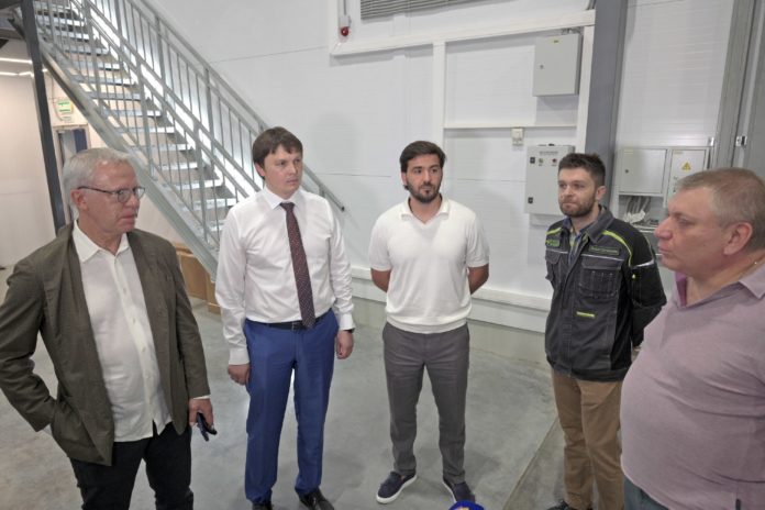 Вячеслав Фетисов посетил промышленный цифровой коворкинг в Подольске