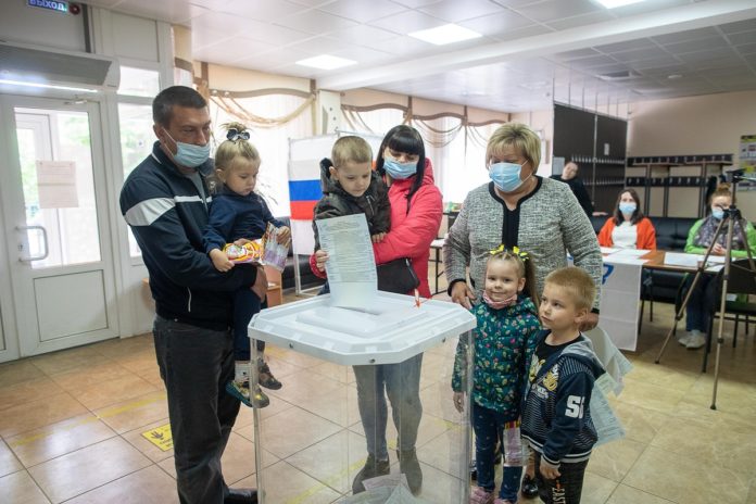 В праймериз «Единой России» участвуют представители разных поколений Большого Подольска