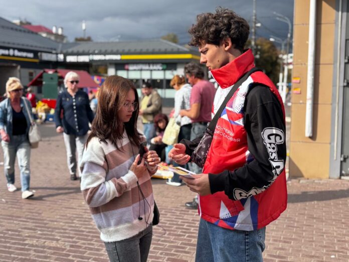 В Подольске пассажирам напомнили правила безопасности на железнодорожной дороге