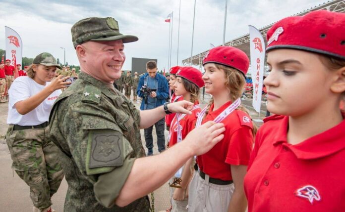 В эти выходные команда Быковский школы «Витязь-Быково» стала первой на Всероссийских юнармейских военно-спортивных играх...