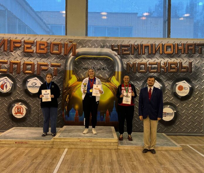 Подольская спортсменка заняла I место на чемпионате по гиревому спорту в Москве