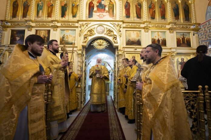 25 лет с возрождения приходской жизни Воскресенского храма отметили в Подольске