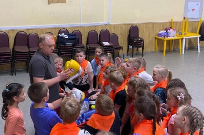 В Подольске прошли занятия по кикбоксингу среди детей