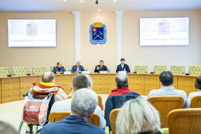 С участниками долевого строительства встретился глава Городского округа Подольск Дмитрий Жариков