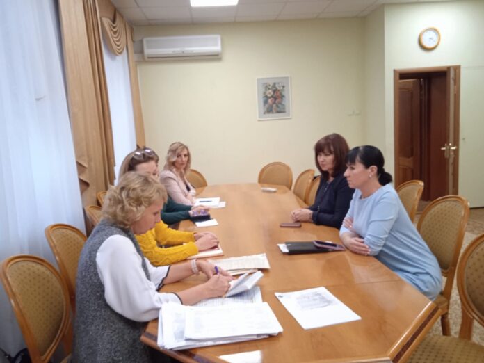 Вопросы укомплектования кадрами поликлиник решают в Подольске