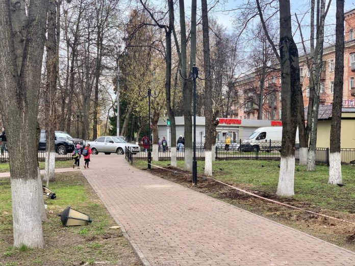 В Сквере Науки микрорайона Климовска установят дополнительное освещение