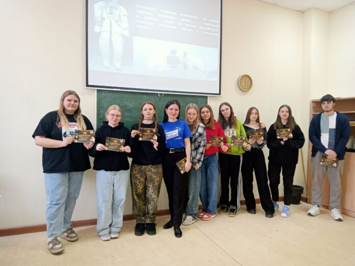 Молодогвардейцы Подольска провели интеллектуальный квиз «Наш Успех. Космос»