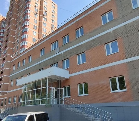 Новая детская поликлиника на улице Ульяновых готовится к приему пациентов