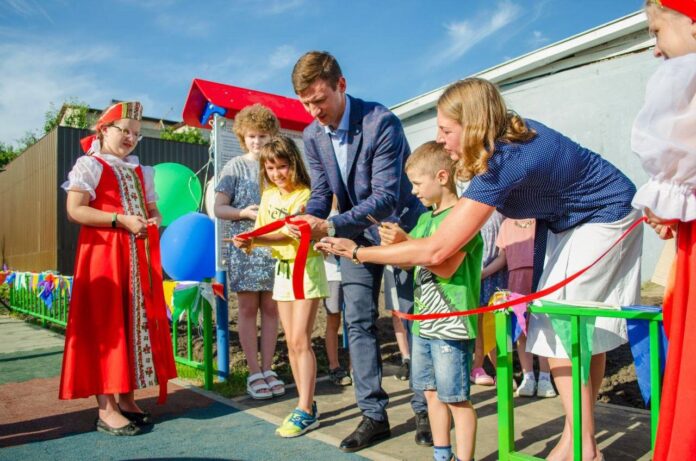 Новая детская игровая площадка открыта в деревне Северово