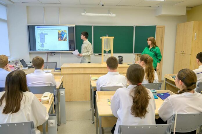 В шести школах Подольска развивают инженерное направление