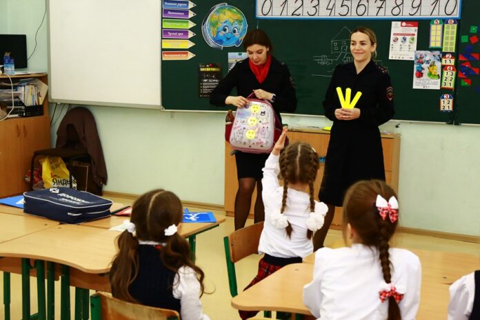 В преддверии зимних каникул автоинспекторы г.о. Подольск провели профилактические беседы «Безопасные каникулы» для воспитанников...