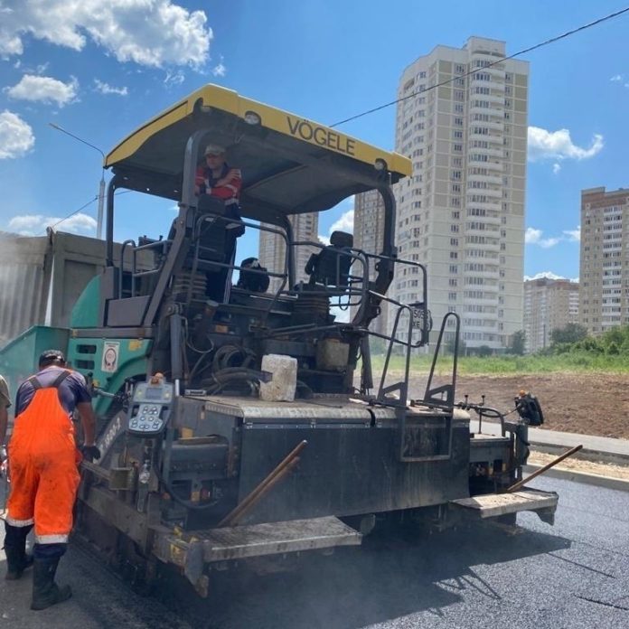 ‍На улице 43 Армии скоро завершат строительство нового участка дороги