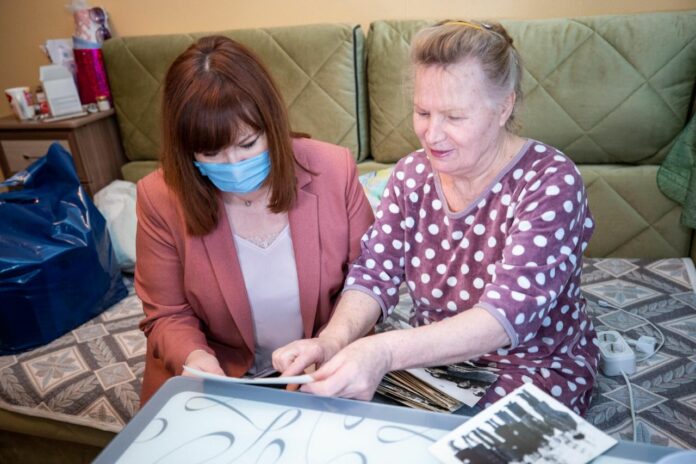 Матерей и вдов воинов-интернационалистов поздравили в преддверии Дня матери  в Подольске