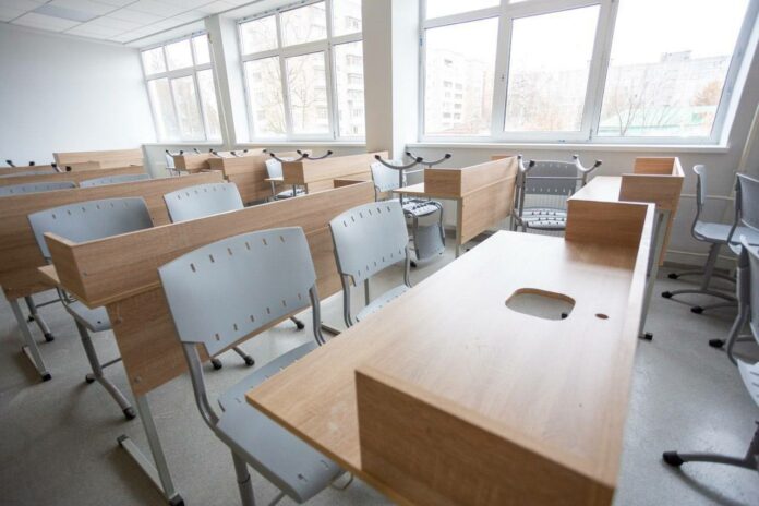 В пятом лицее завершают капремонт