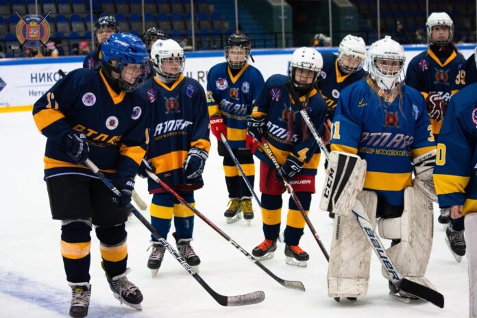 Спортивная школа олимпийского резерва Московской области приглашает девочек 2012-2017 гг. р. для занятия хоккеем...