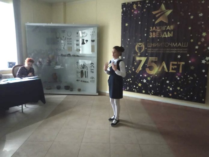 В округе проходит конкурс чтецов «Живое слово»