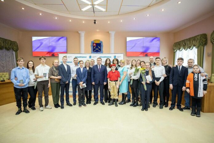 Глава городского округа Подольск принял участие в акции «Я — Гражданин России»